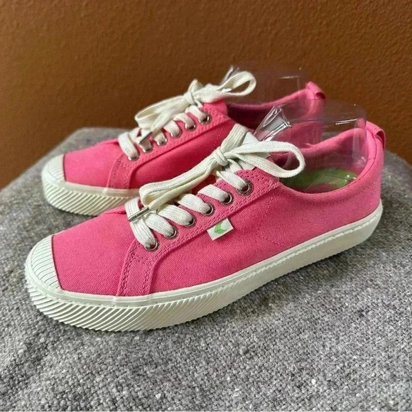 Cariuma OCA Low Canvas In Pink Women’s 10/ Men’s 8.5 New Without Tags! - Picture 2 of 10